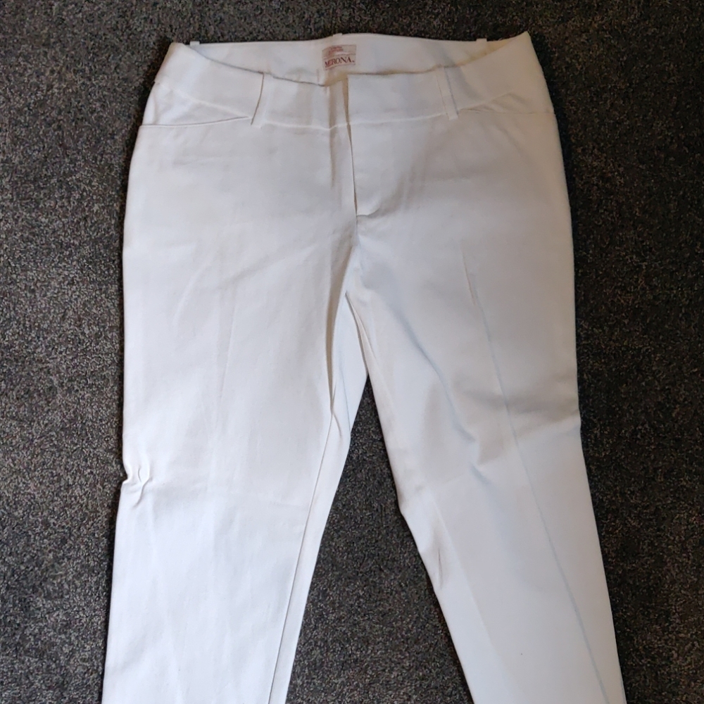 White ankle pants
